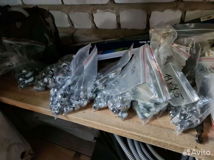 Болты гайки крепеж автомобильный ваг