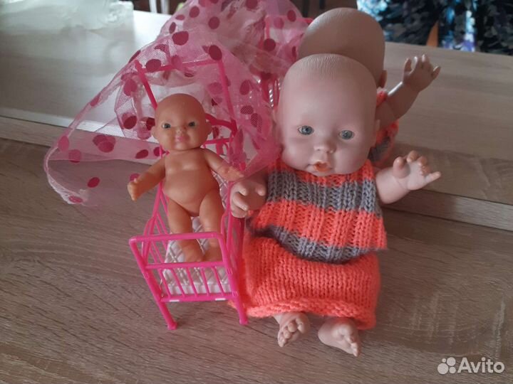 Игрушки пакетом разные много