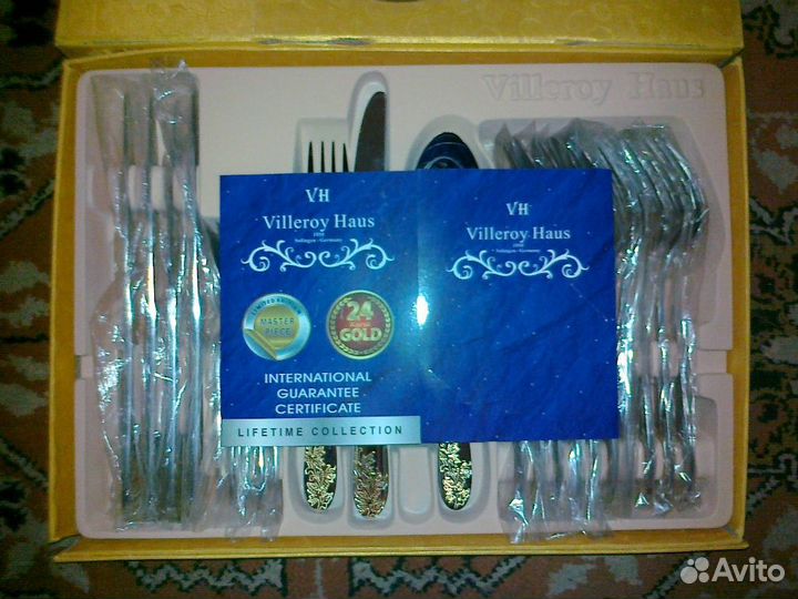 Набор столового сервиза и Заварочный стакан-чайник