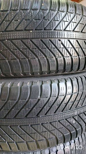 Goodyear Vector 4Seasons SUV 235/55 R17 99V