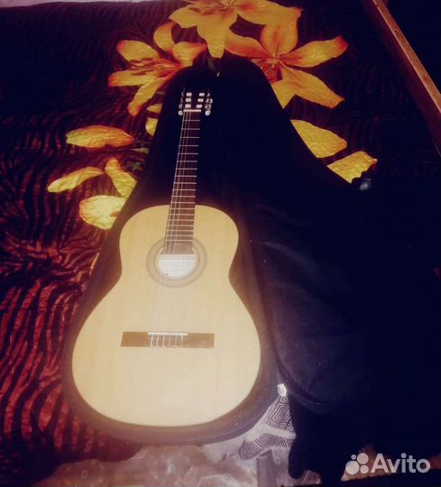 Классическая гитара