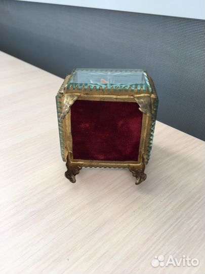 Старая шкатулка