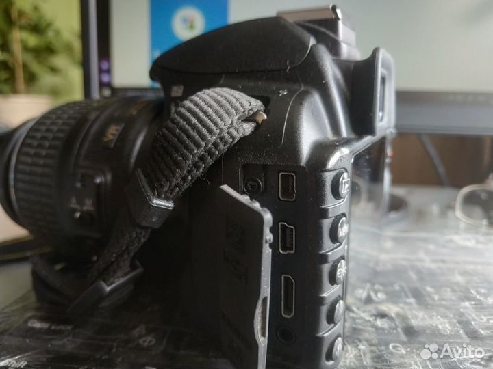 Зеркальный фотоаппарат nikon D3100- bodу