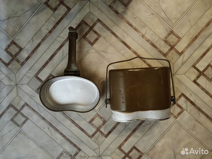 Котелок армейский