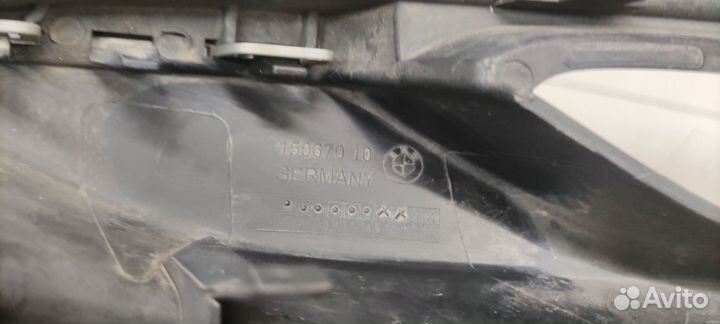 Решетка бампера правая BMW 5 G30