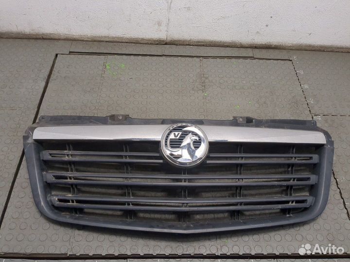 Решетка радиатора Opel Movano 2010, 2012