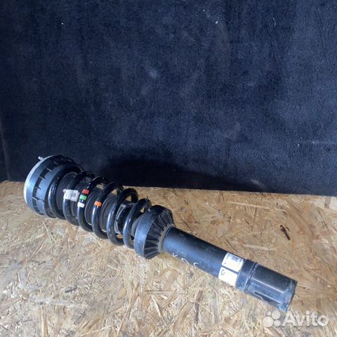 Jaguar I-Pace X590 Амортизатор передний левый