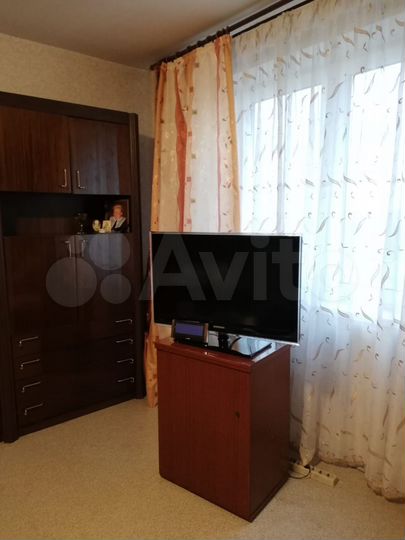Комната 18 м² в 2-к., 7/17 эт.