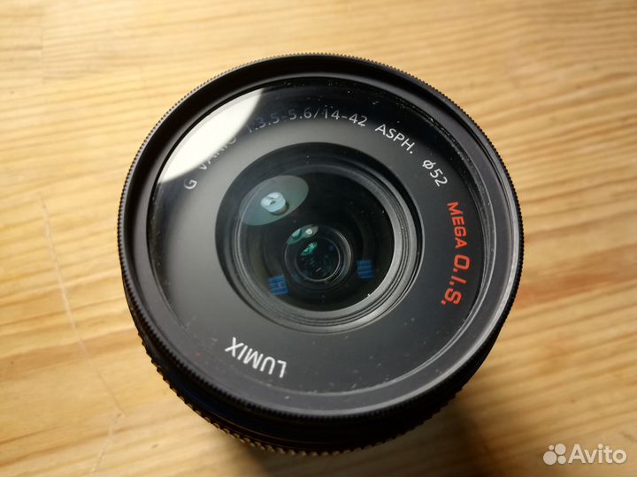 Объектив Panasonic 14-42mm f/3.5-5.6
