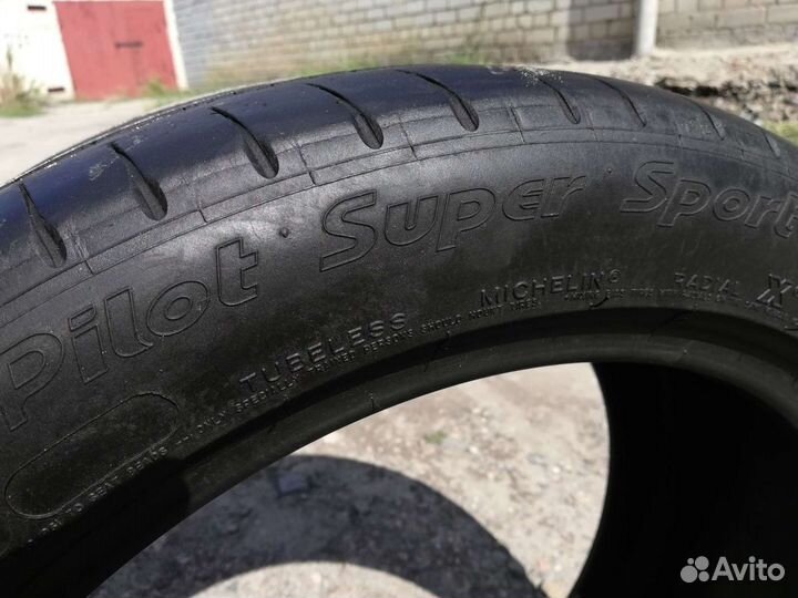 Michelin Pilot Super Sport 245/45 R18 100Y