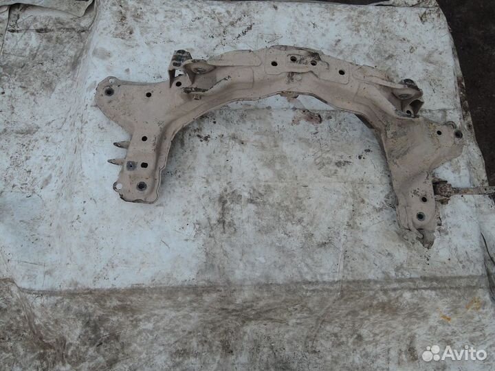 Балка задняя для Honda CR-V 2002-2006