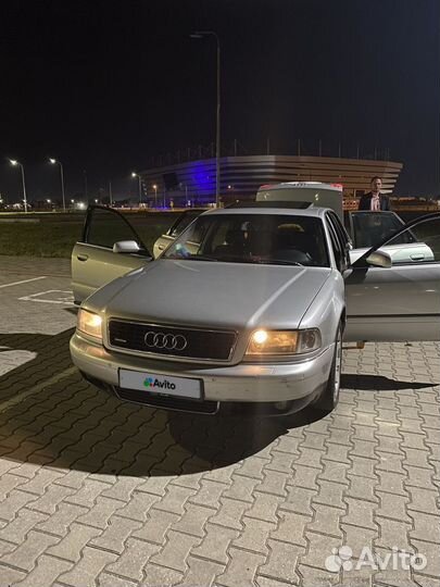 Audi A8 2.5 AT, 1998, 233 000 км