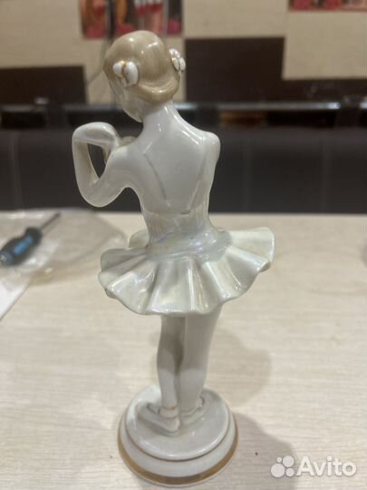 Статуэтка балерина фарфор
