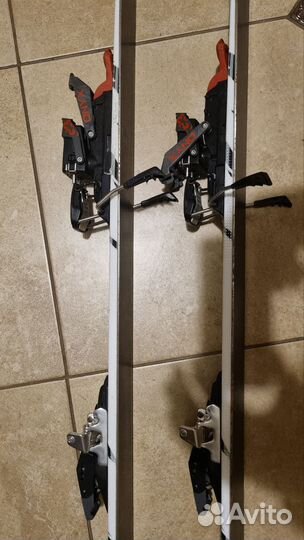 Горные лыжи Skitrab