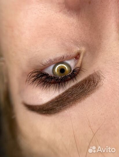 Перманентный макияж бровей и губ