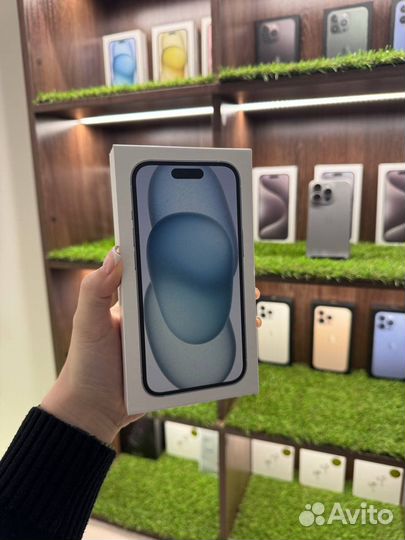 iPhone 15, 128 ГБ