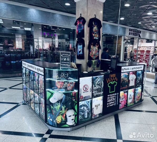 Продавец,дизайнер,мастер по нанесению принтов