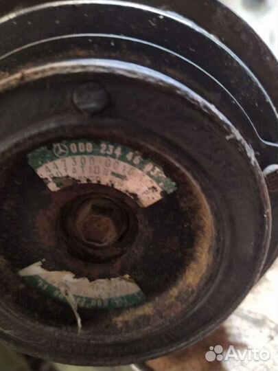 Компрессор кондиционера mercedes Гелендваген 1996г