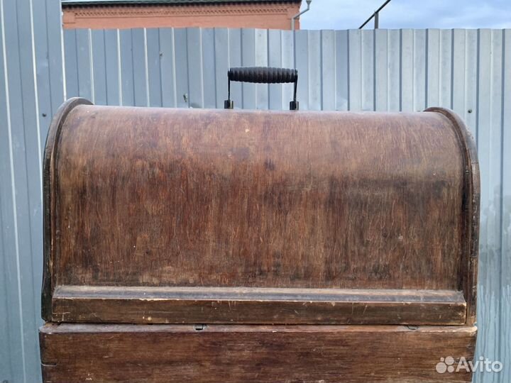 Швейная машинка зингер