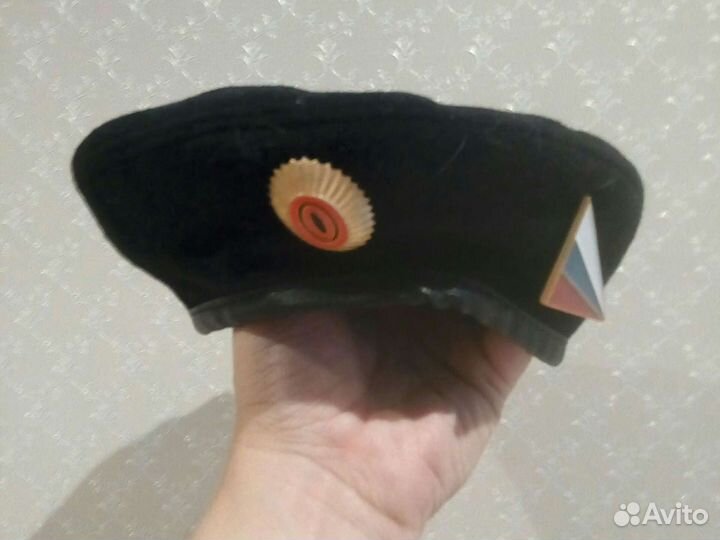 Берет кадетский