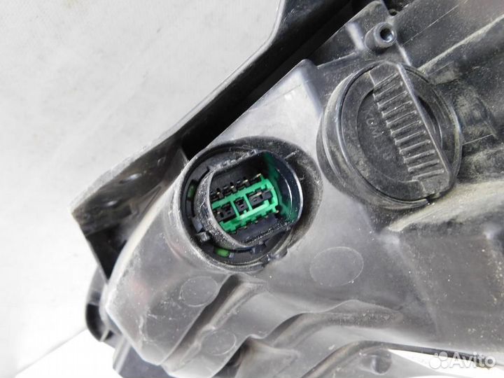 Фара правая Kia Ceed