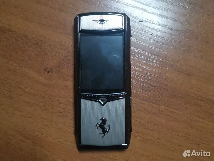 Телефон Vertu