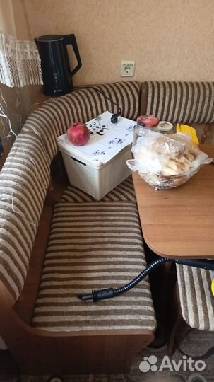 Продам кухонный уголок