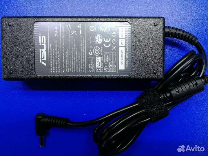 Блок питания ноутбука, в ассортименте
