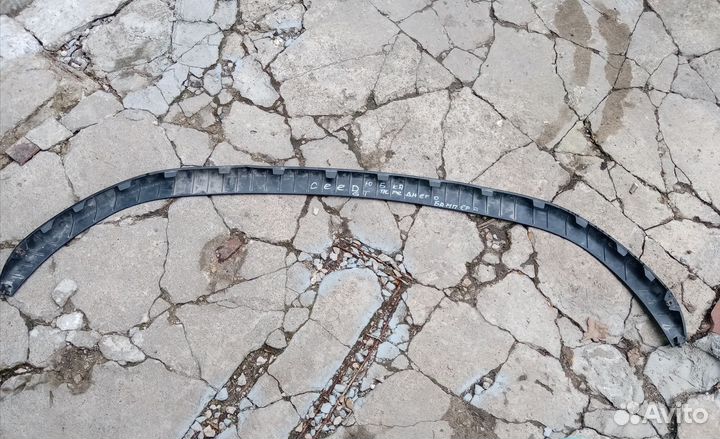 Губа на бампер kia ceed gt