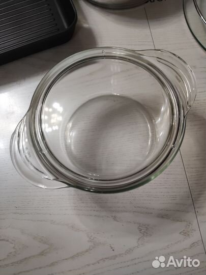 Стеклянная кастрюля
