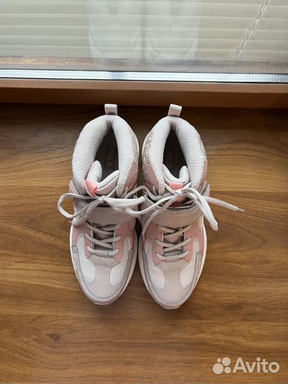 Кроссовки ботинки Fila женские 39