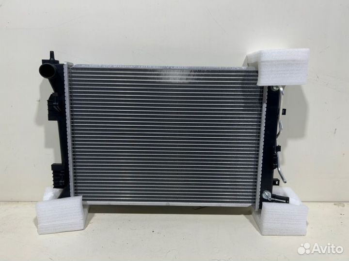 Радиатор охлаждения (АКПП)