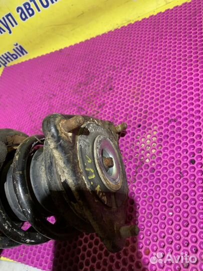 Стойка передняя левая Kia Cerato