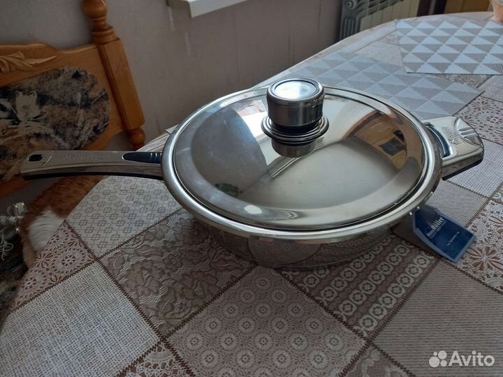 Сотейник с крышкой