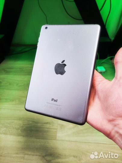 Планшет iPad Mini 16GB