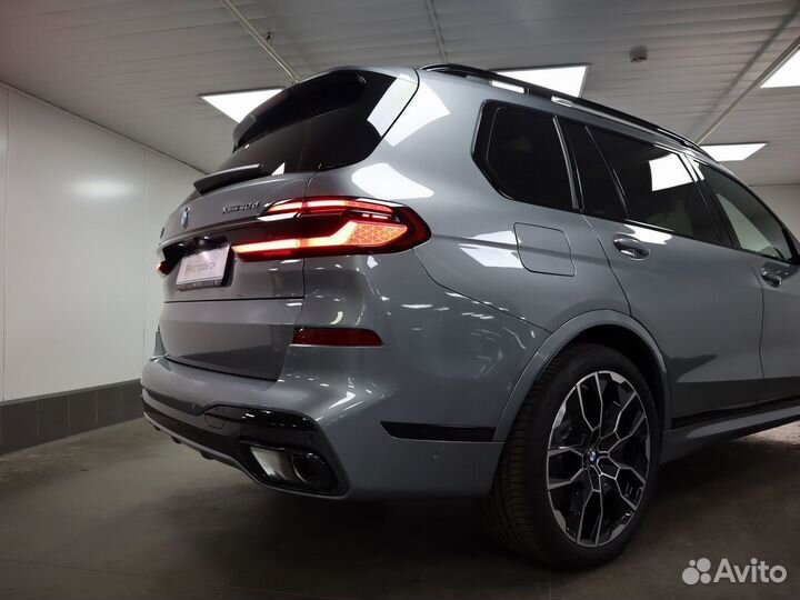 BMW X7, 2023
