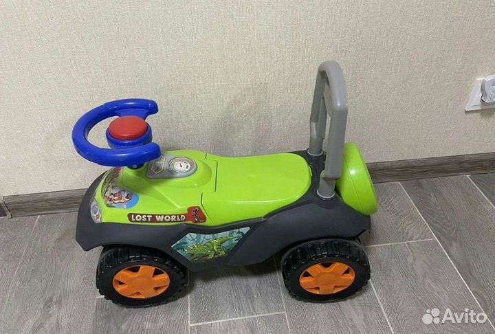 Детская машинка