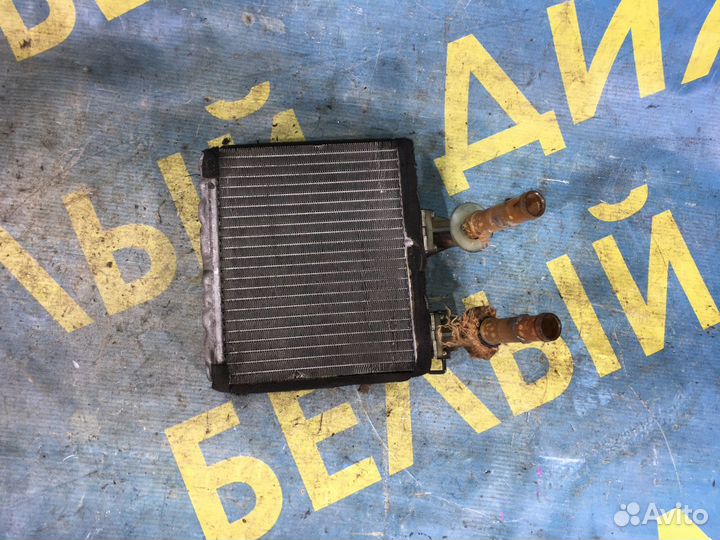Радиатор печки Nissan Primera P10