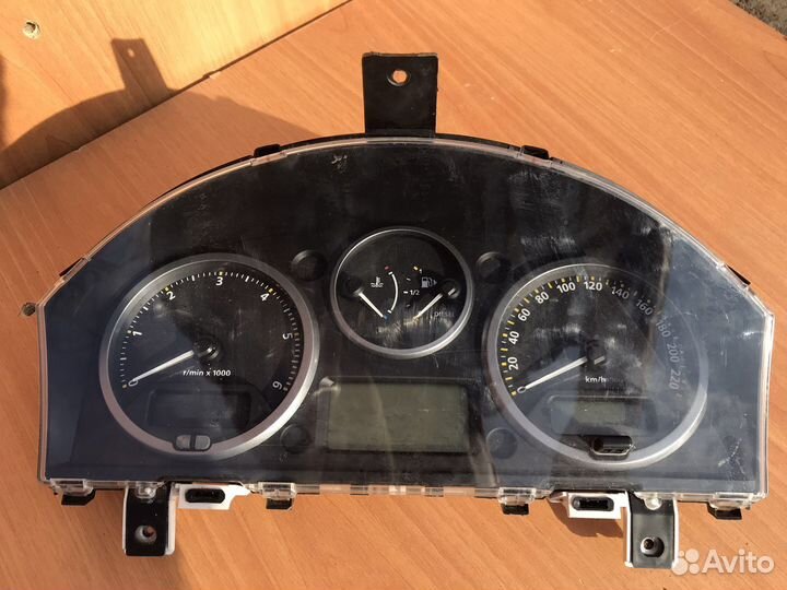 Панель приборов Land Rover Freelander 2