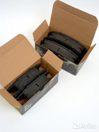 Комплект тормозных колодок Toyota Camry V70/RAV4