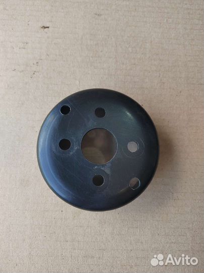 Шкив помпы Toyota Avensis 2 T250 2003-2008