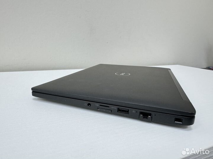 Dell Latitude 7390