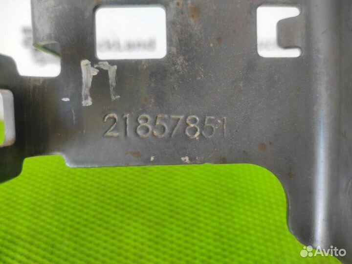 Кронштейн проводки шасси Volvo Fh 4