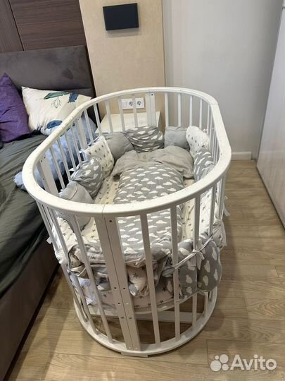 Детская кроватка трансформер с маятником