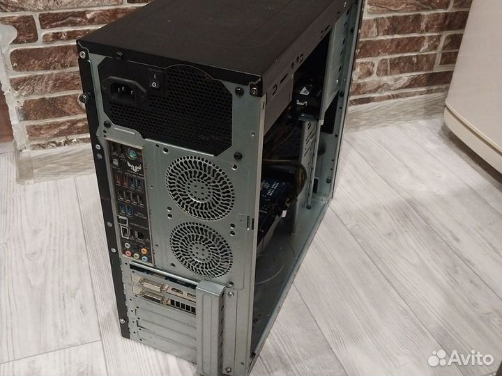 6 ядер,видео 3 гб, озу 8 гб,ssd