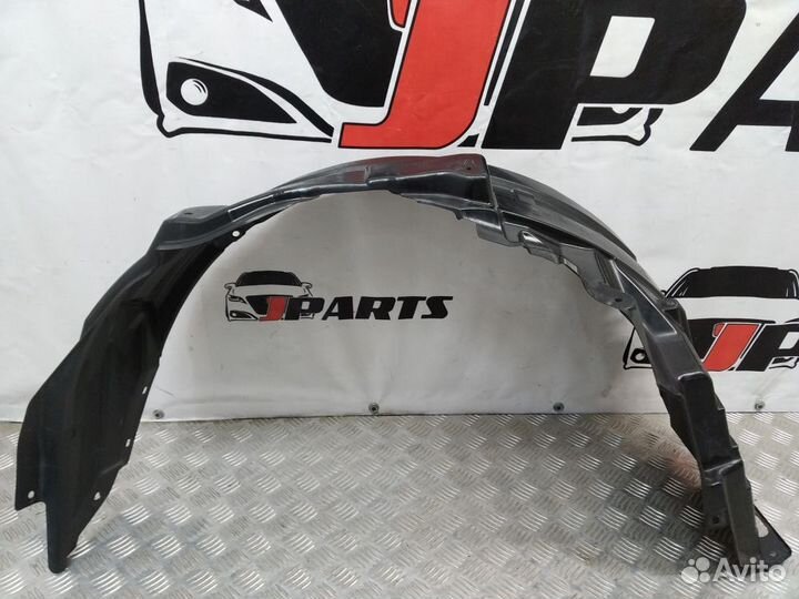 Подкрылок передний Mitsubishi Outlander II (2005—2