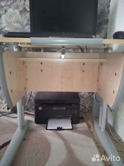 Компьютерный стол б/у