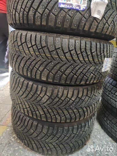 Michelin X-Ice North 4 SUV 275/45 R20 и 305/40 R20 112T