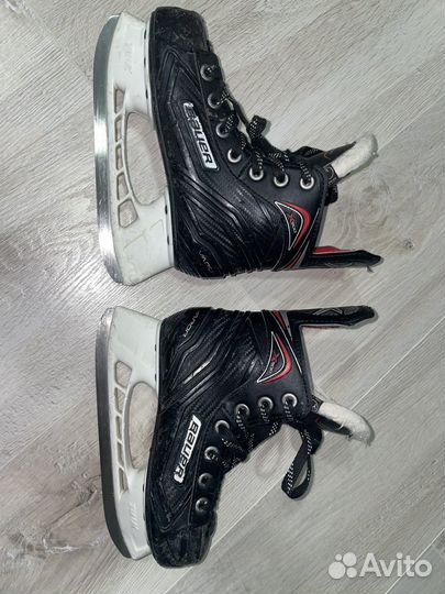 Хоккейные коньки bauer