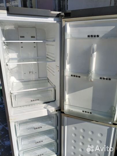 Холодильник Samsung No Frost